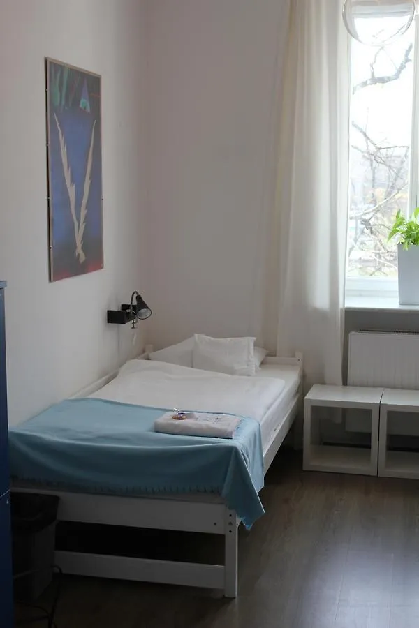 **  Vava Hostel Varşova Polonya